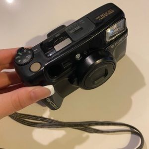 Vintage Fujifilm Discovery 312 Zoom Film